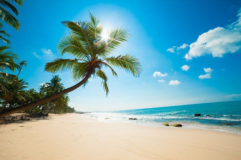 Bonito moderno bem equipado Recanto Beach Ubatuba