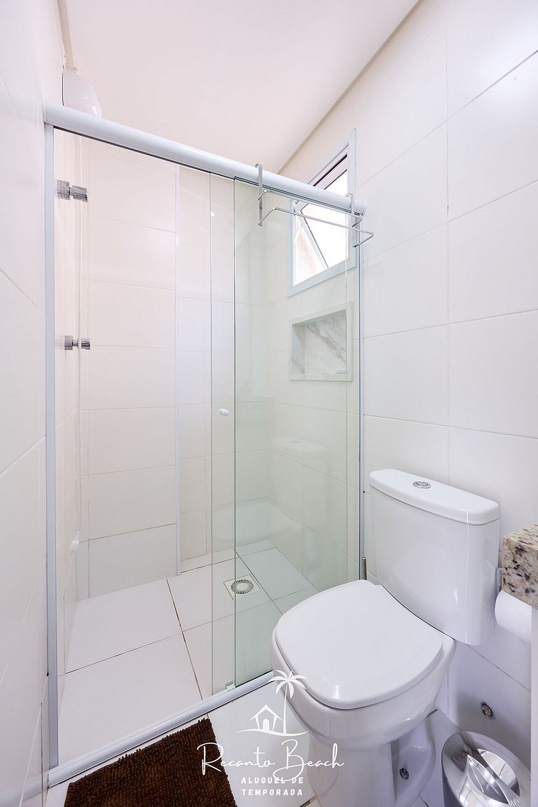 Brisamar apto com quintal, pisc aquecida e sauna
